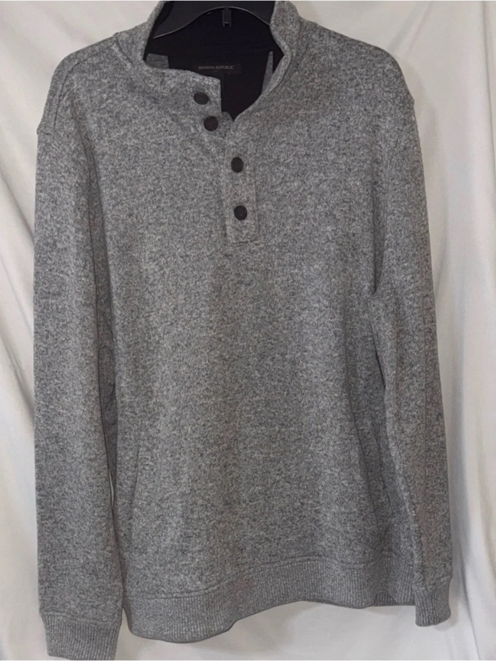 NWOT Banana Republic Men's XL Gray Mock Neck Henley Button Pullover Sweater
